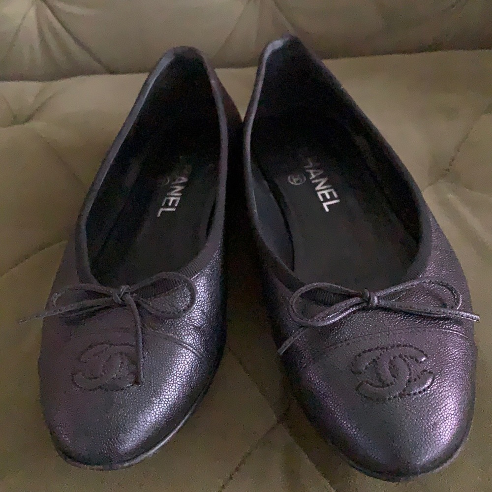 Chanel flats in size 38
